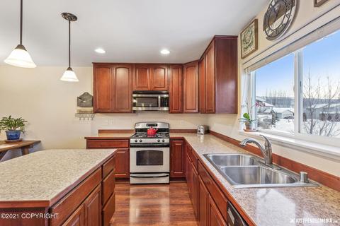 5745 Big Bend Loop, Anchorage, AK 99502 photo 21