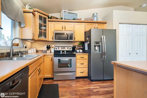 19924 Highland Ridge Dr, Eagle River, AK 99577 photo 3