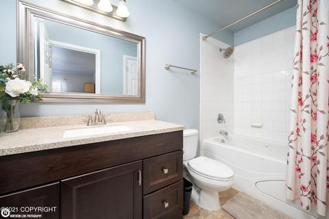 19924 Highland Ridge Dr, Eagle River, AK 99577 photo 9