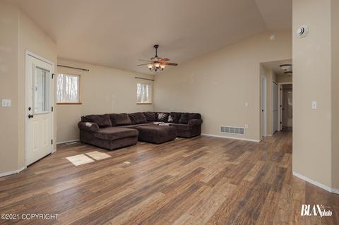 13894 E Jersey Loop, Palmer, AK 99645 photo 6