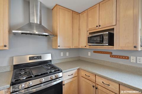 7030 Dickerson Dr, Anchorage, AK 99504 photo 11