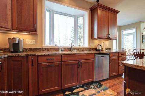 17729 Shasta Cir, Eagle River, AK 99577 photo 22