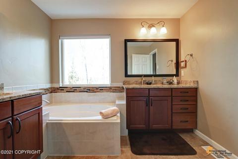 17729 Shasta Cir, Eagle River, AK 99577 photo 39