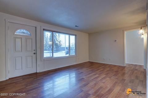 2501 E 17th Ave, Anchorage, AK 99508 photo 12