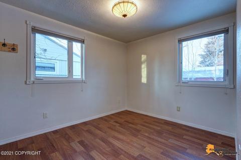 2501 E 17th Ave, Anchorage, AK 99508 photo 23