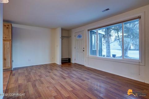 2501 E 17th Ave, Anchorage, AK 99508 photo 10
