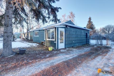 2501 E 17th Ave, Anchorage, AK 99508 photo 3