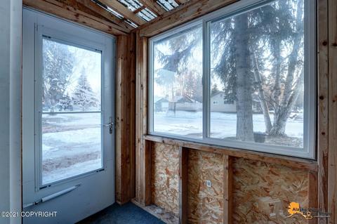 2501 E 17th Ave, Anchorage, AK 99508 photo 8