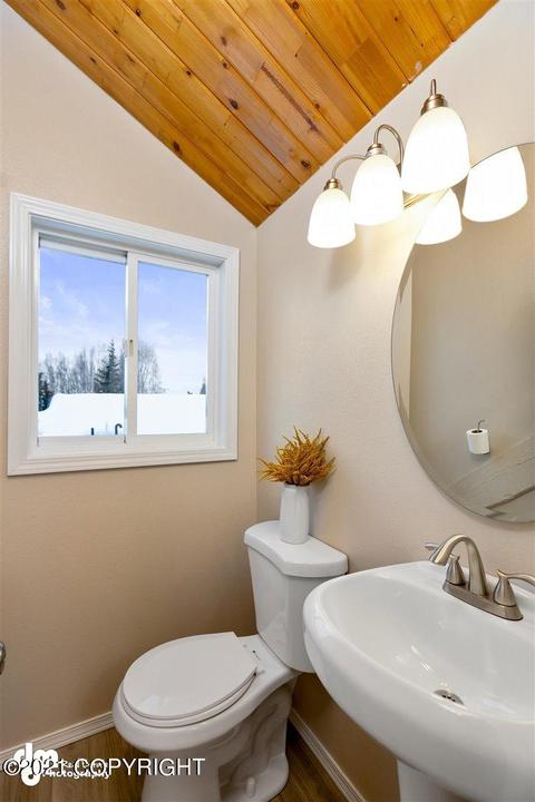 2347 E 72nd Ave, Anchorage, AK 99507 photo 23