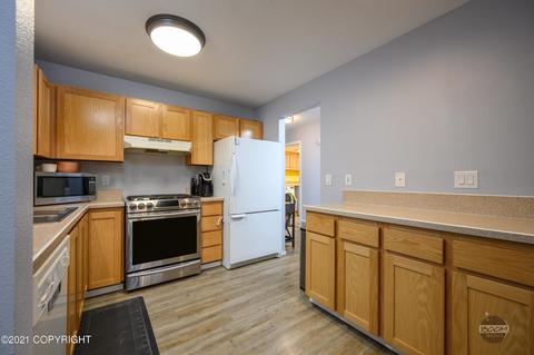 1750 Bellevue Loop, Anchorage, AK 99515 photo 3