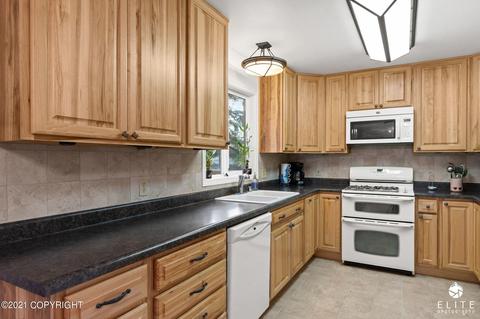 17800 James Way, Eagle River, AK 99577 photo 10