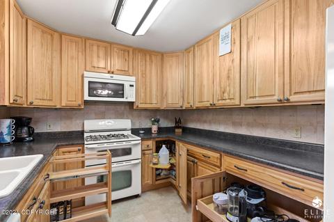 17800 James Way, Eagle River, AK 99577 photo 12