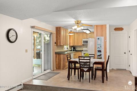 17800 James Way, Eagle River, AK 99577 photo 8