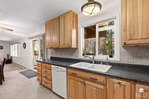 17800 James Way, Eagle River, AK 99577 photo 11