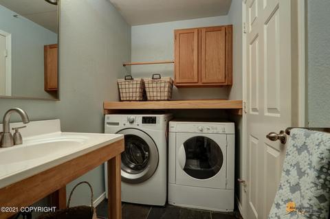 3921 E 86th Ave, Anchorage, AK 99507 photo 23