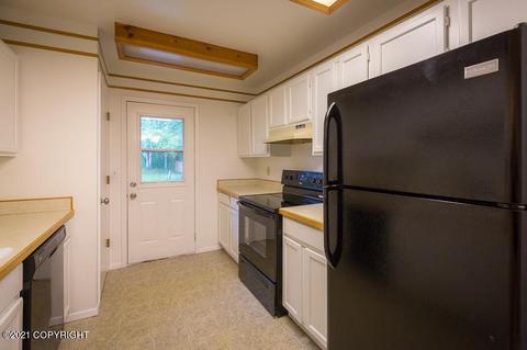 22355 Whispering Birch Dr, Chugiak, AK 99567 photo 6