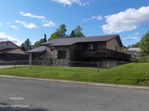 7103 E 17th Ave, Anchorage, AK 99504 photo 1