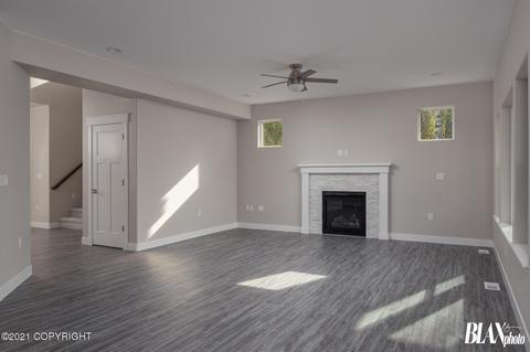 9445 E Arkose Loop, Palmer, AK 99645 photo 8
