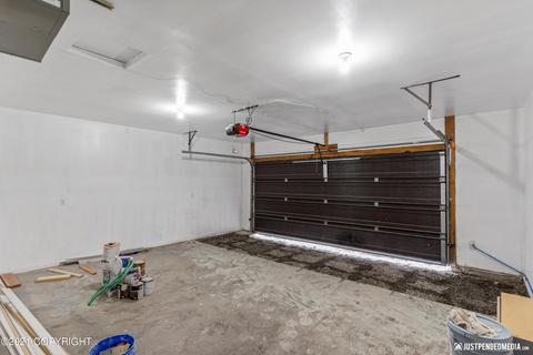 10236 Le Doux Ln, Eagle River, AK 99577 photo 33