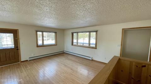 11538 Upper Sunny Cir, Eagle River, AK 99577 photo 9