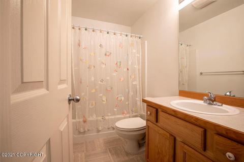 6193 Spruce Meadows Dr # 8B, Anchorage, AK 99507 photo 18