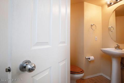 6193 Spruce Meadows Dr # 8B, Anchorage, AK 99507 photo 7