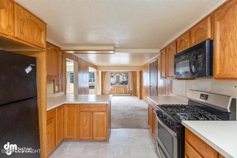 716 Irwin St, Anchorage, AK 99508 photo 10