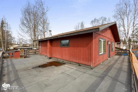 716 Irwin St, Anchorage, AK 99508 photo 3