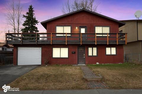 716 Irwin St, Anchorage, AK 99508 photo 1