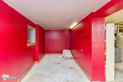 716 Irwin St, Anchorage, AK 99508 photo 26