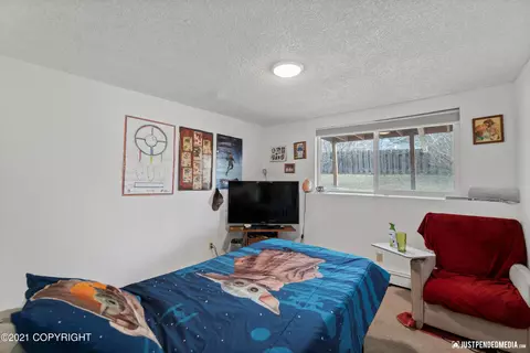 6824 E 16th Ave, Anchorage, AK 99504 photo 18