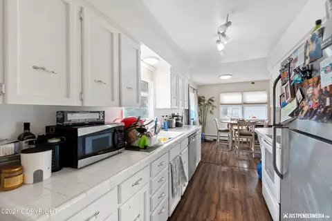 6824 E 16th Ave, Anchorage, AK 99504 photo 14