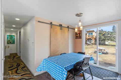 1511 Summit View St, Anchorage, AK 99504 photo 9