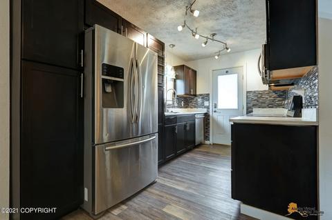 8005 E 36th Ave, Anchorage, AK 99504 photo 14
