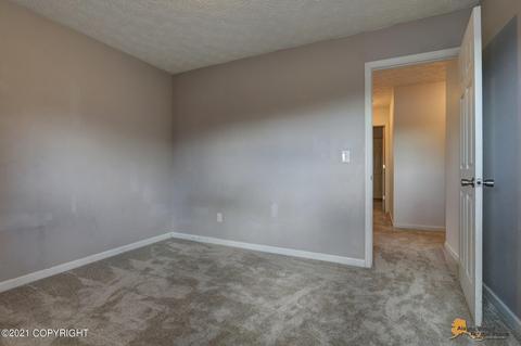 8005 E 36th Ave, Anchorage, AK 99504 photo 25