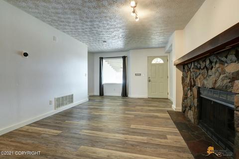 8005 E 36th Ave, Anchorage, AK 99504 photo 8