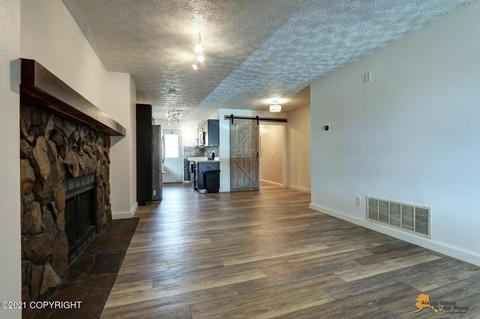8005 E 36th Ave, Anchorage, AK 99504 photo 5