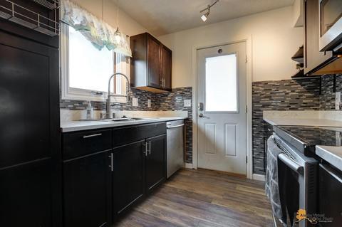 8005 E 36th Ave, Anchorage, AK 99504 photo 16