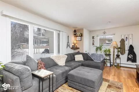 6115 Chevigny St, Anchorage, AK 99502 photo 8