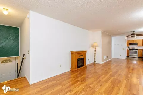 6115 Chevigny St, Anchorage, AK 99502 photo 6