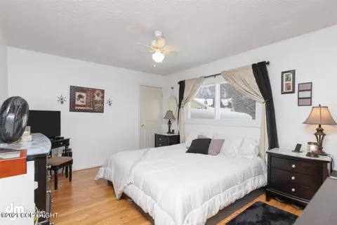 6115 Chevigny St, Anchorage, AK 99502 photo 20