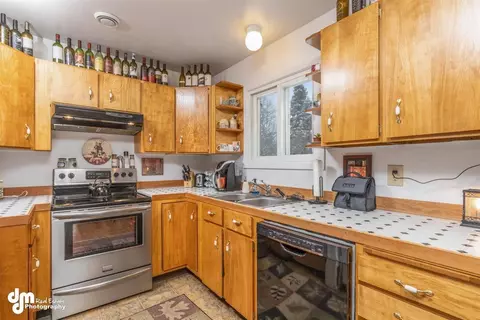 6115 Chevigny St, Anchorage, AK 99502 photo 13