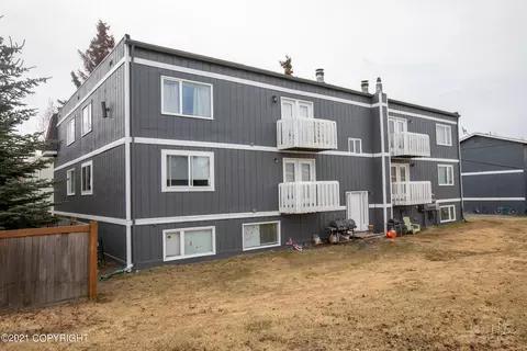 11539 Heritage Ct, Eagle River, AK 99577 photo 4