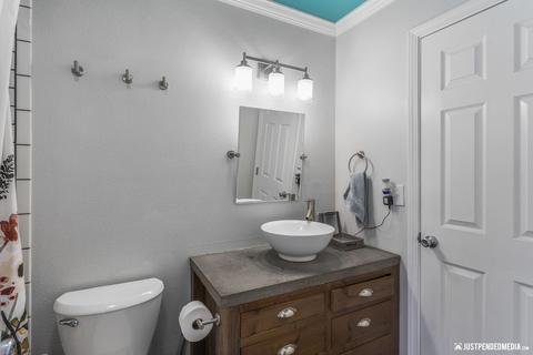 400 E 24th Ave # 29, Anchorage, AK 99503 photo 15