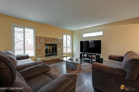 3217 Wiley Post Loop, Anchorage, AK 99517 photo 8