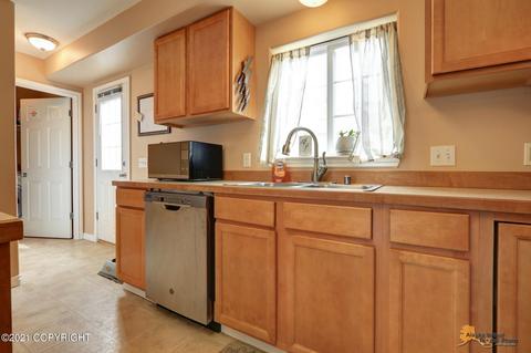 5239 E 26th Ave # 5239, Anchorage, AK 99504 photo 10