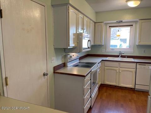 10116 Nantucket Loop, Anchorage, AK 99507 photo 14