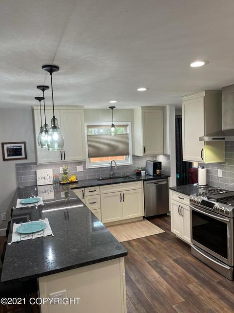 9926 Afognak Cir, Eagle River, AK 99577 photo 7