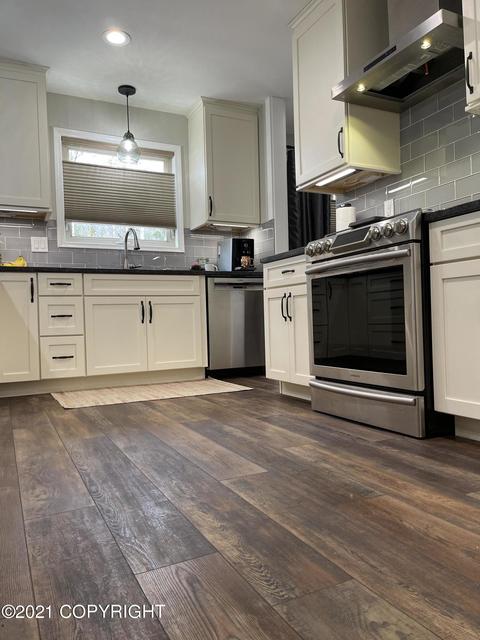 9926 Afognak Cir, Eagle River, AK 99577 photo 12