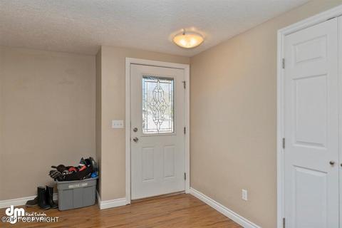 16607 Marcus St, Eagle River, AK 99577 photo 6